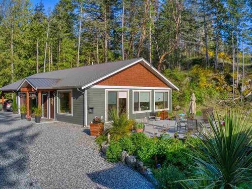 10991- 10993 Sunshine Coast Highway, Halfmoon Bay, BC 