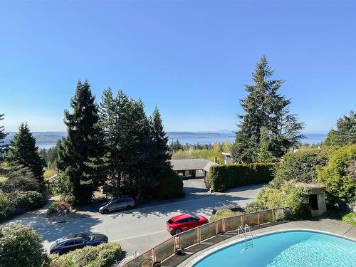 1343 Tyrol Road, West Vancouver, BC 