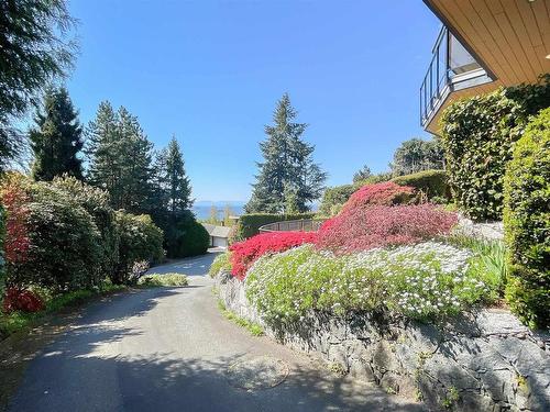 1343 Tyrol Road, West Vancouver, BC 