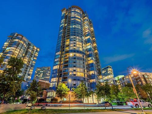 3903 1033 Marinaside Crescent, Vancouver, BC 