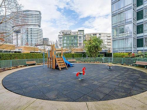 3903 1033 Marinaside Crescent, Vancouver, BC 