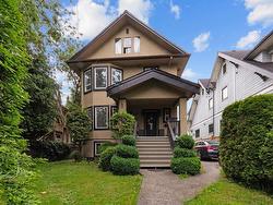 2385 W 7TH AVENUE  Vancouver, BC V6K 1Y4