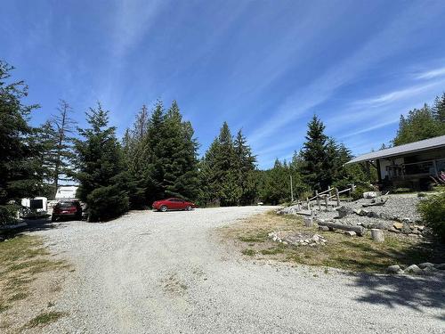 6016 Leaning Tree Road, Halfmoon Bay, BC 