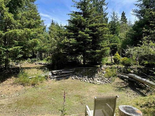 6016 Leaning Tree Road, Halfmoon Bay, BC 