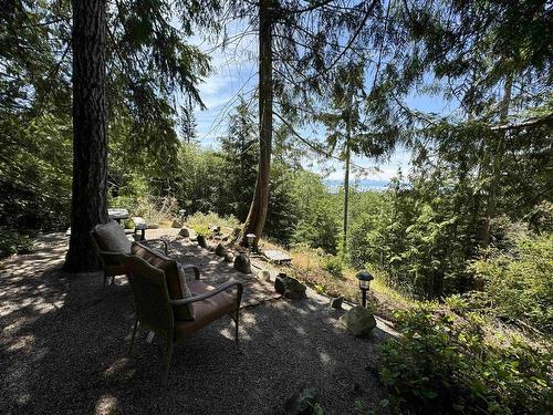 6016 Leaning Tree Road, Halfmoon Bay, BC 