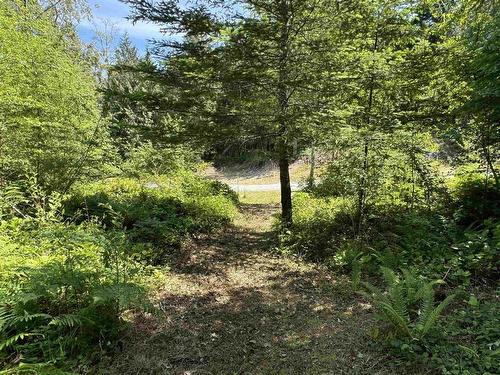 6016 Leaning Tree Road, Halfmoon Bay, BC 