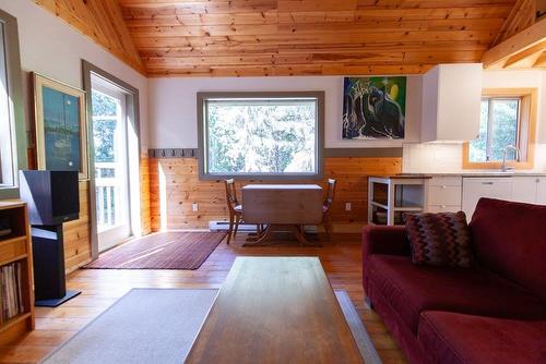 216 Georgina Point Road, Mayne Island, BC 