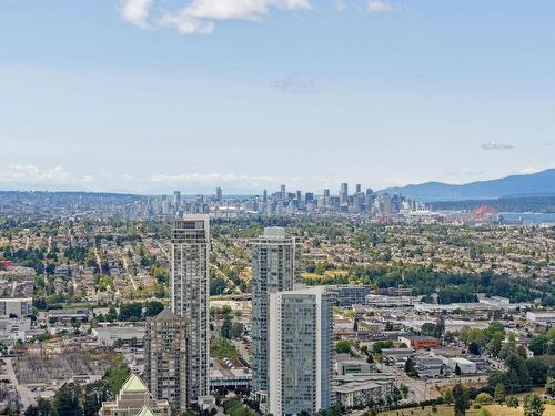 5606 1955 Alpha Way, Burnaby, BC 