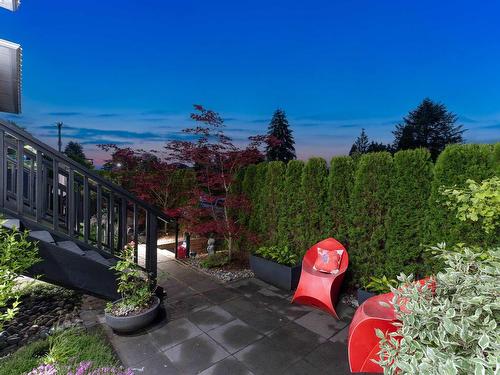 212 W 5Th Street, North Vancouver, BC 