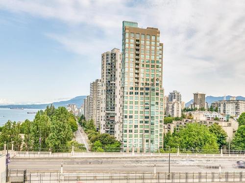 1305 1000 Beach Avenue, Vancouver, BC 