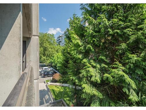 301 9280 Salish Court, Burnaby, BC 