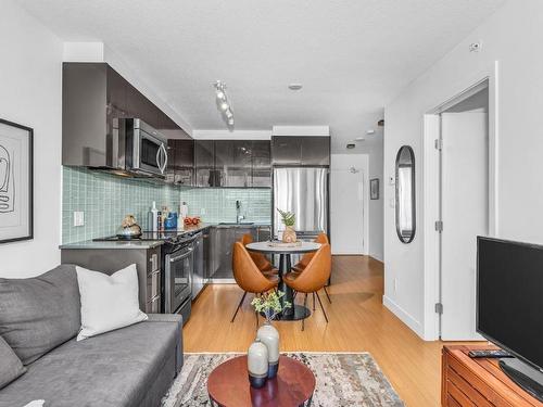 811 1325 Rolston Street, Vancouver, BC 