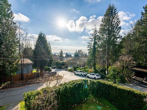 314 E Carisbrooke Road, North Vancouver, BC 