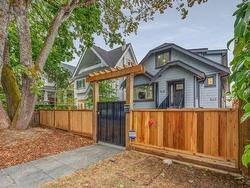 3554 W 3RD AVENUE  Vancouver, BC V6R 1L7