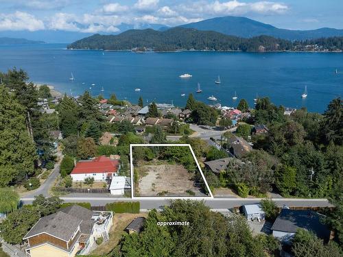 564 North Fletcher Road, Gibsons, BC 