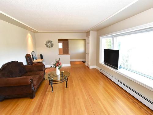 4824 Fairlawn Drive, Burnaby, BC 