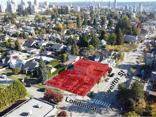 909 913 915 Twelfth Street, New Westminster, BC 