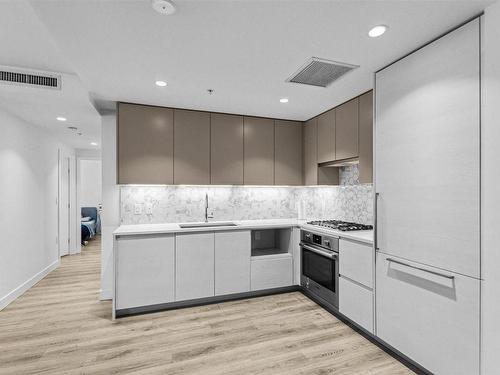 601 8181 Chester Street, Vancouver, BC 