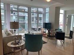 203 185 VICTORY SHIP WAY  North Vancouver, BC V7L 0G2