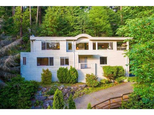 5769 Westport Road, West Vancouver, BC 