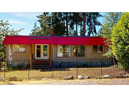 5197 Radcliffe Road, Sechelt, BC 