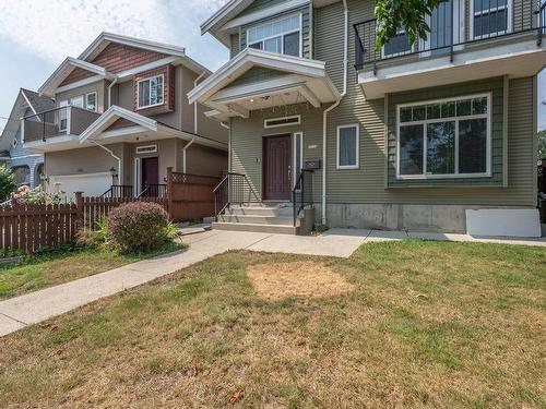 7519 14Th Avenue, Burnaby, BC 