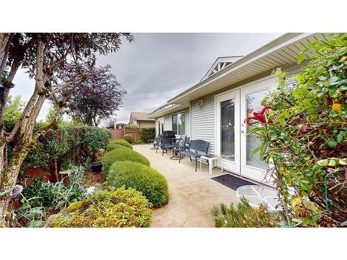 5700 Emily Way, Sechelt, BC 