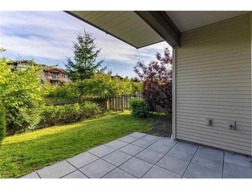 215 3105 Dayanee Springs Boulevard, Coquitlam, BC 