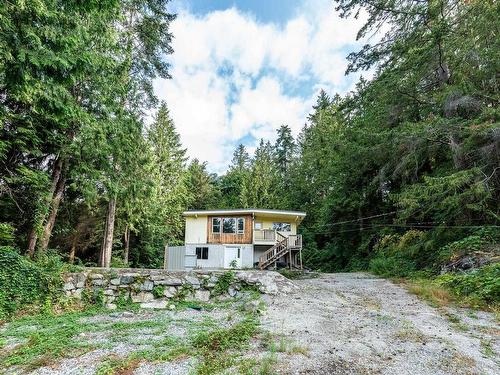 6960 Sunshine Coast Highway, Sechelt, BC 