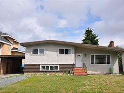 1607 BALMORAL AVENUE  Coquitlam, BC V3J 5Y7