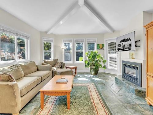 3164 Fairmont Road, North Vancouver, BC 