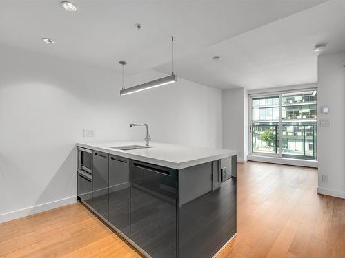 2608 777 Richards Street, Vancouver, BC 