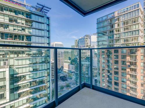 2608 777 Richards Street, Vancouver, BC 