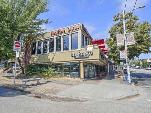 101 1827 W 3Rd Avenue, Vancouver, BC 