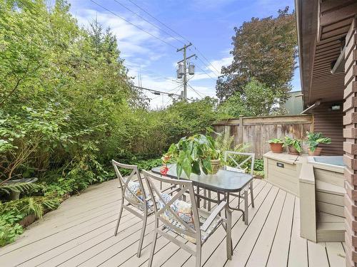 101 1827 W 3Rd Avenue, Vancouver, BC 