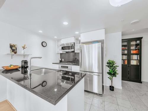 1205 833 Seymour Street, Vancouver, BC 