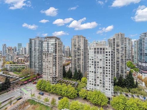 2308 939 Expo Boulevard, Vancouver, BC 