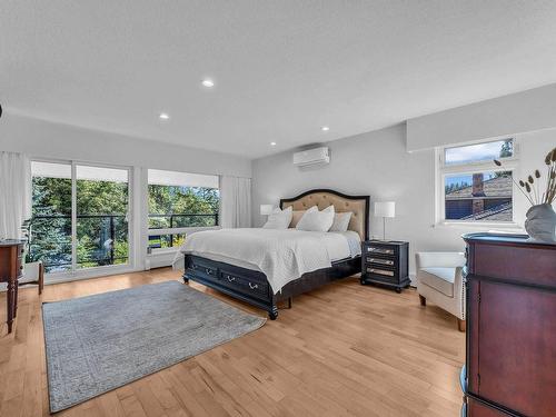 4757 Woodgreen Drive, West Vancouver, BC 