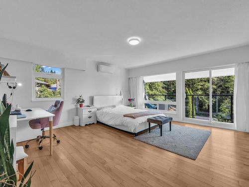 4757 Woodgreen Drive, West Vancouver, BC 