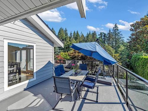 4757 Woodgreen Drive, West Vancouver, BC 