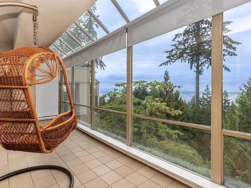 3070 Deer Ridge Close, West Vancouver, BC 