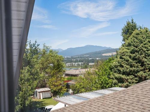 7915 Goodlad Street, Burnaby, BC 