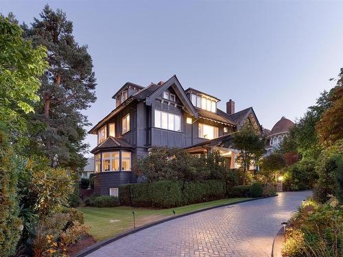 1638 Matthews Avenue, Vancouver, BC 