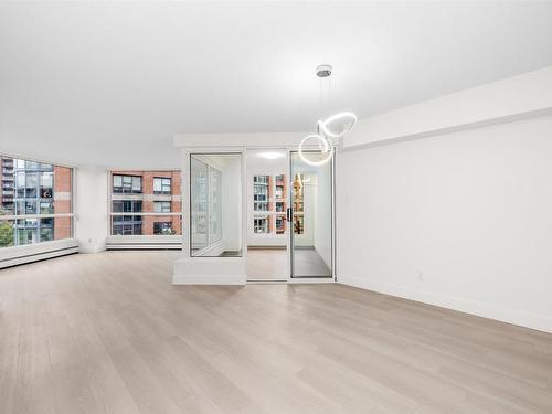 403 283 Davie Street, Vancouver, BC 