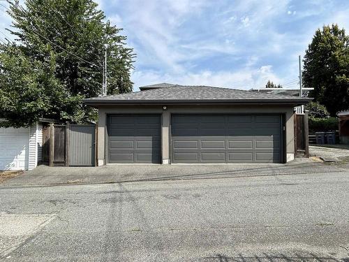 1686 E 56Th Avenue, Vancouver, BC 