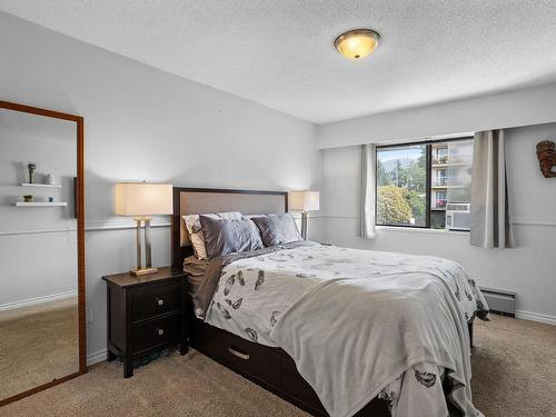 206 275 W 2Nd Street, North Vancouver, BC 