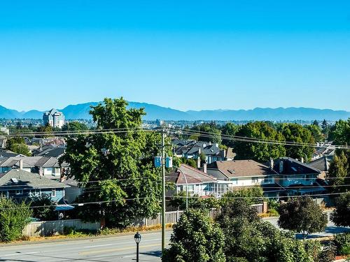 404 4033 May Drive, Richmond, BC 