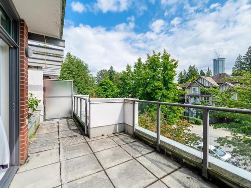 7071 17Th Avenue, Burnaby, BC 