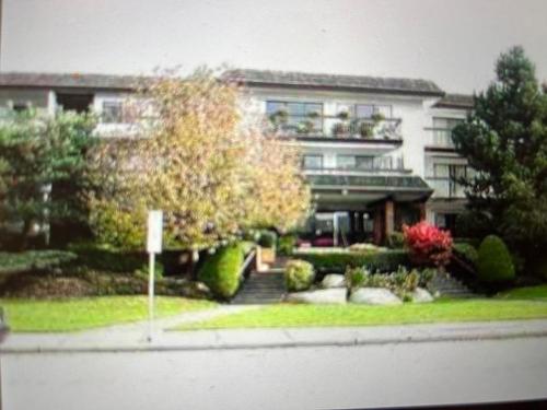 101 6660 Buswell Street, Richmond, BC 