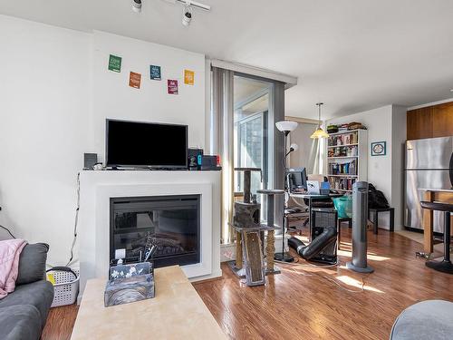 903 989 Beatty Street, Vancouver, BC 